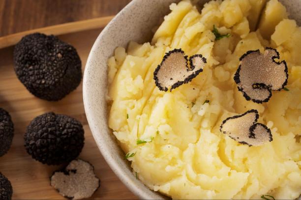 Creamy Mashed Potatoes with Truffles